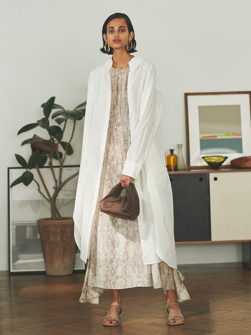 サイドギャザーノースリロングワンピース マキシ ロングワンピース ワンピース Mila Owen ミラオーウェン の通販サイト 公式