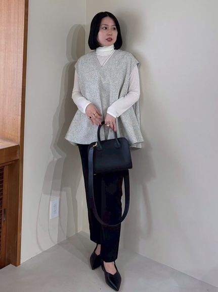 本日のみ！ミラオーウェン★ペプラムベスト＆タートルニット２点美品 Mila Owen（ミラオーウェン）の「【WEB限定サイズあり】ペプラム