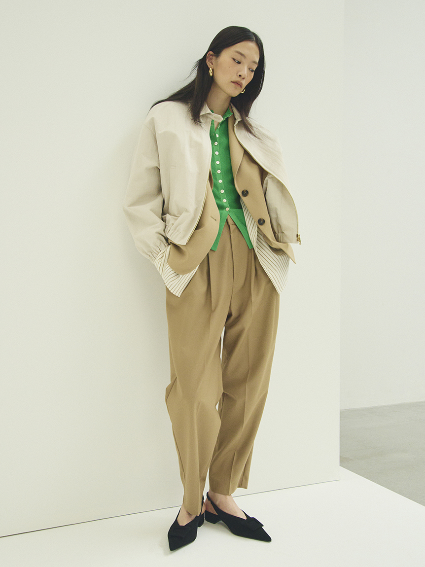 ２タックテーパードパンツ