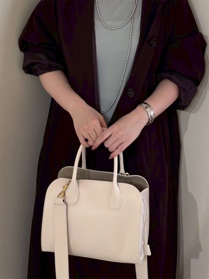 Mila Owen ビジューバッグ Mila Owen - Mila Owen 限定 ビーズバッチ付きラメニットトート