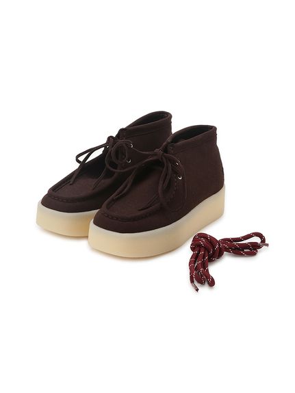 レースアップシューズ