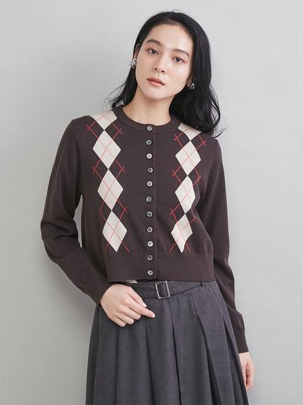 シェル釦デザインクロップドニットカーディガン