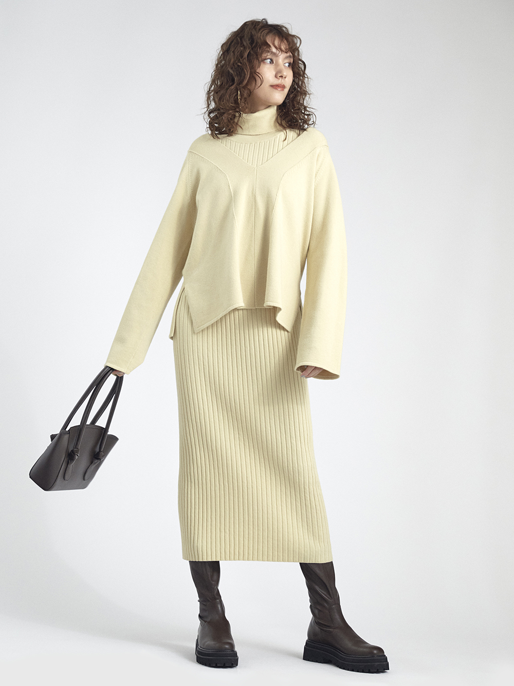 Vネックプルオーバーレイヤードワンピース トップス ボトムセット ワンピース Mila Owen ミラオーウェン の通販サイト 公式