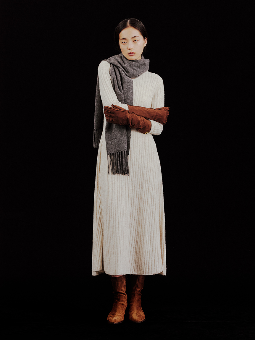 新品未使用タグ付✨ミラオーウェン✨アウター　フリーサイズ Mila Owen｜コンパクトサイズフリースブルゾン | Rakuten Fashion(楽天