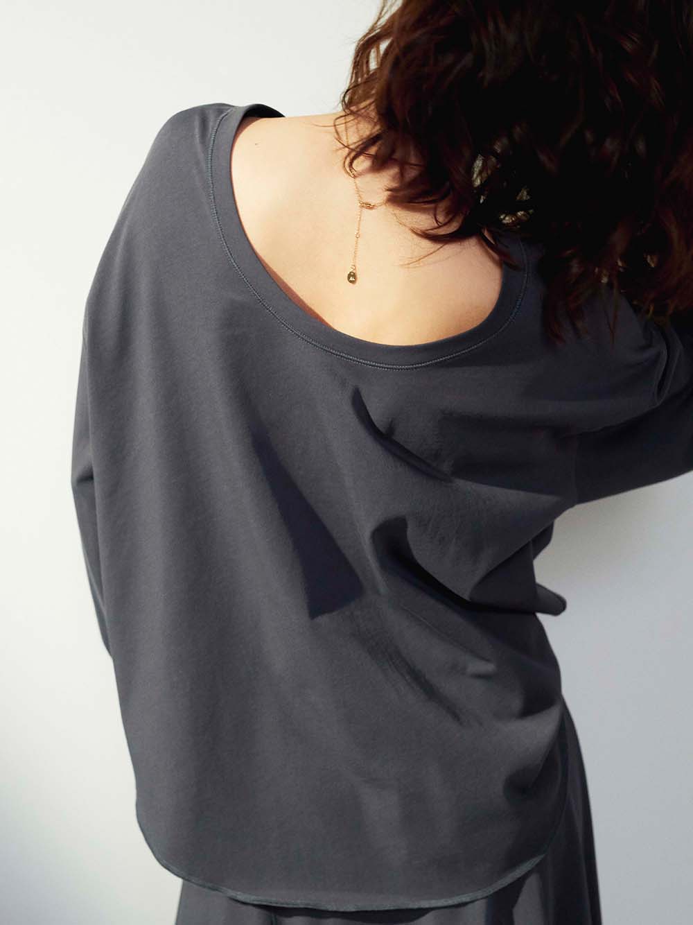 Set Up背中あきロングｔ シャツ Tシャツ トップス Mila Owen ミラオーウェン の通販サイト 公式