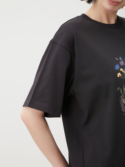 フラワーモチーフプリント刺繍Tシャツ(Tシャツ)｜トップス｜Mila