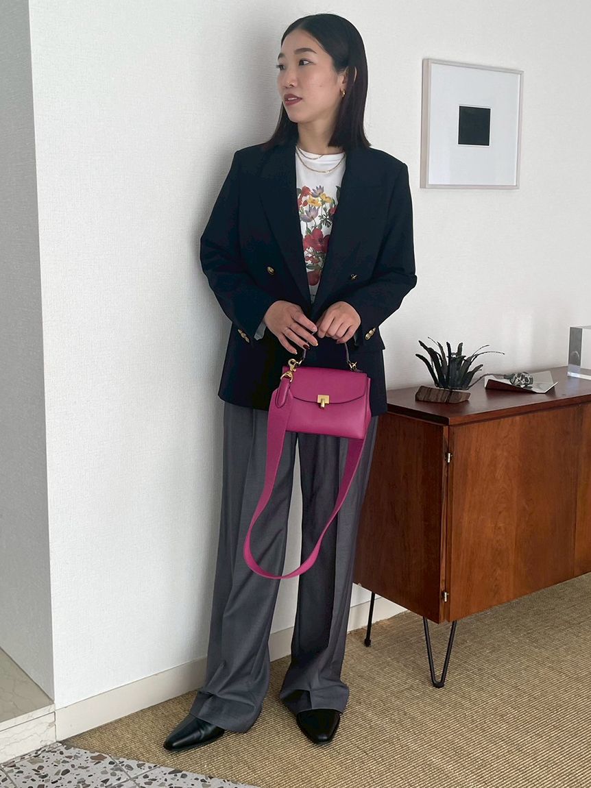 ボタニカルグラフィックTシャツ(Tシャツ)｜トップス｜Mila Owen（ミラ