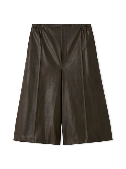 フェイクレザーセンタープレスハーフイージーパンツ(ショートパンツ