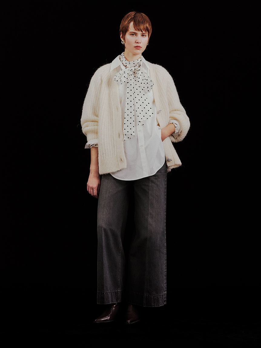 ヘムデザインセミフレアデニムパンツ(デニムパンツ)｜パンツ｜Mila