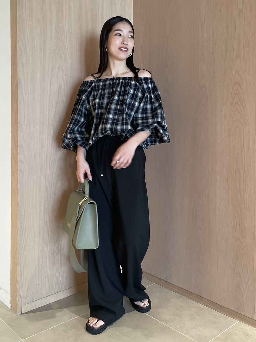 Mila Owen♢2wayオフショルtops
