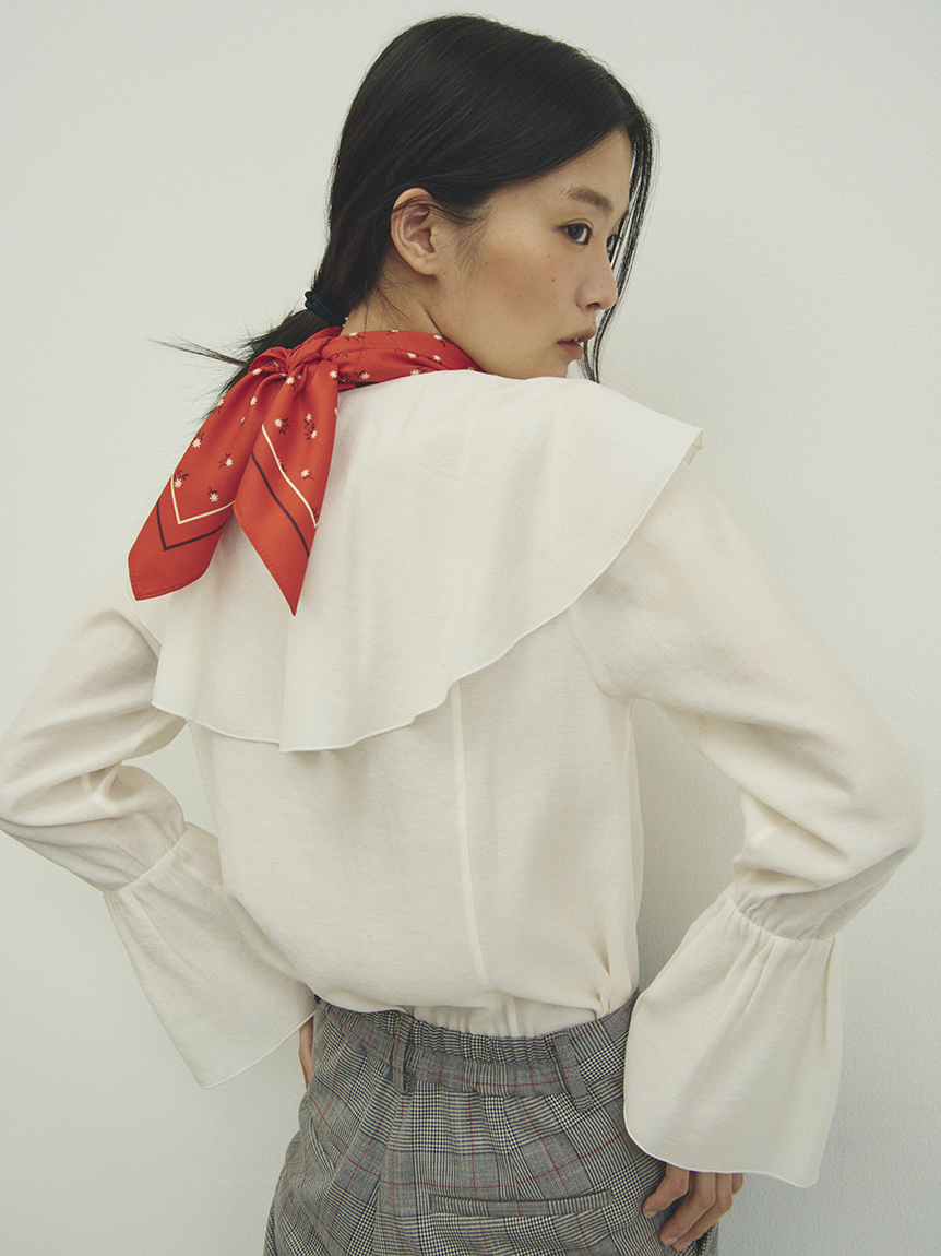 ラッフルカラーシアーブラウス(ブラウス)｜トップス｜Mila Owen（ミラ