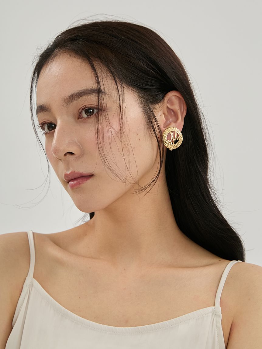 Mモチーフイヤリング(ピアス・イヤリング)｜アクセサリー｜Mila Owen