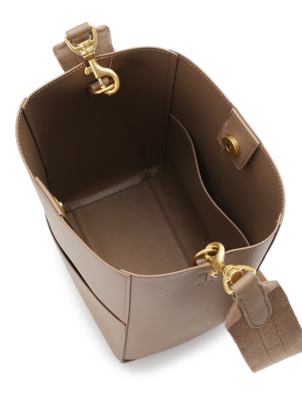 年のクリスマス ミドルバケットショルダーバッグ Owen 未使用 Mila ショルダーバッグ