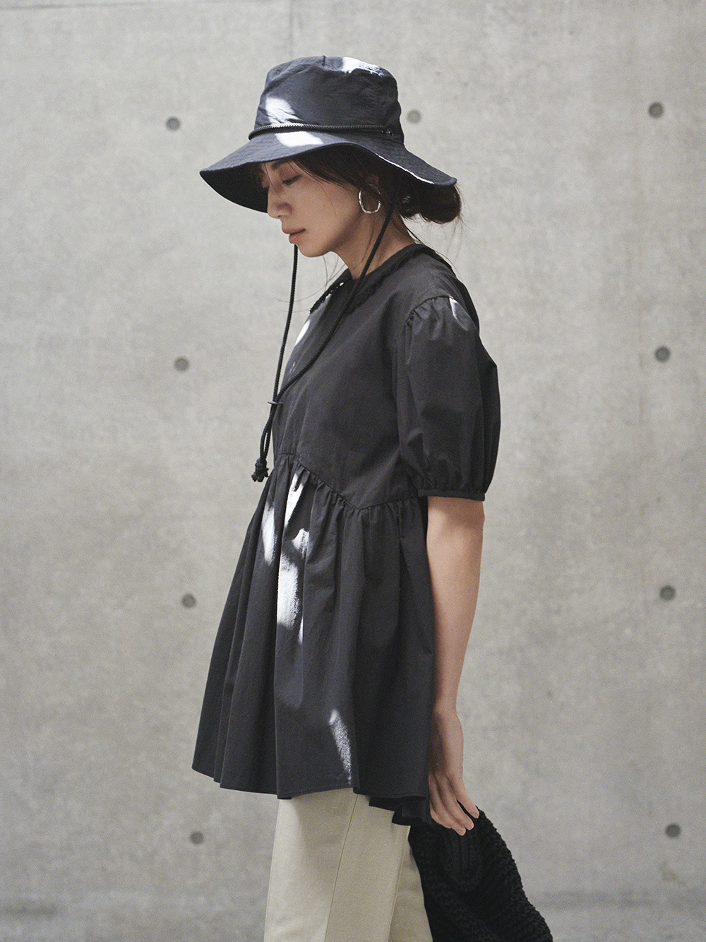 ヒモ付きバケットハット ハット 帽子 Mila Owen ミラオーウェン の通販サイト 公式