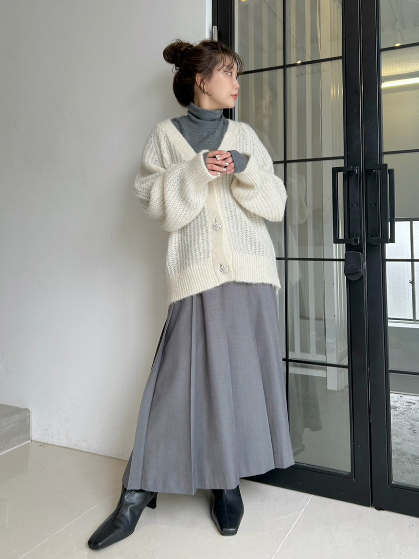 WEB限定】アルパカ混ビジューボタンカーディガン(カーディガン