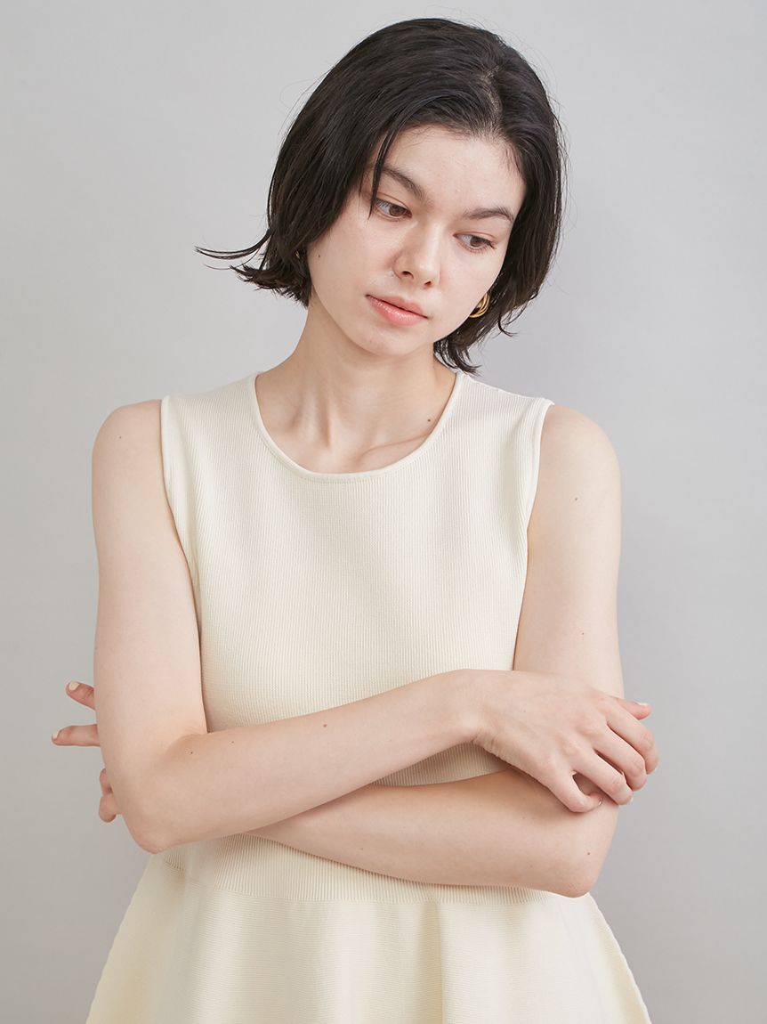 アンサンブルノースリホールガーメントワンピース(ニットワンピース