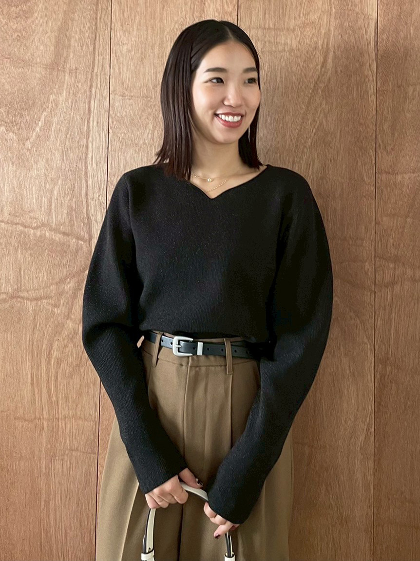 オフィシャルサイト・MASH STORE限定】蓄熱デコルテニットプルオーバー