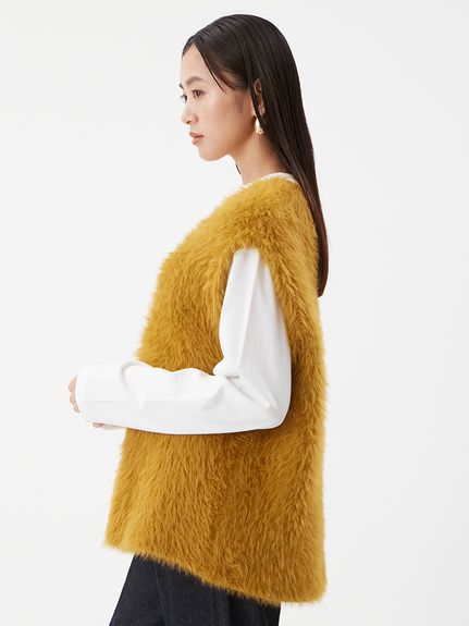 Vネックシャギーニットベスト(ベスト)｜アウター｜Mila Owen（ミラ