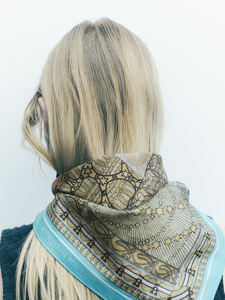 ハンカチ トリポリハート'26(ハンカチ・ハンドタオル)｜グッズ│MUCHA