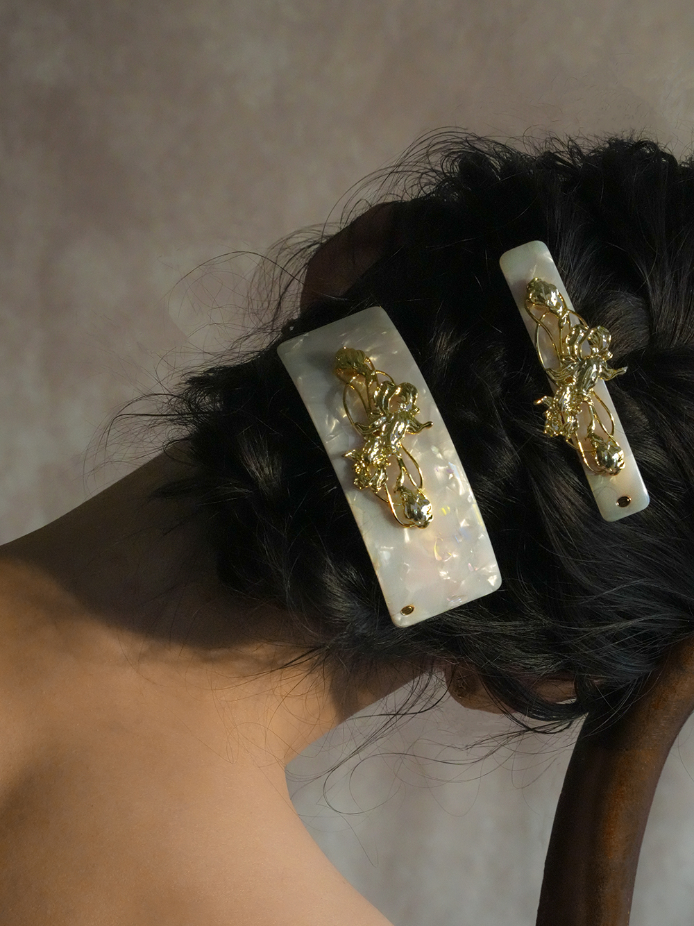 アイリス バレッタL(ヘッドアクセサリー)｜アクセサリー│MUCHA