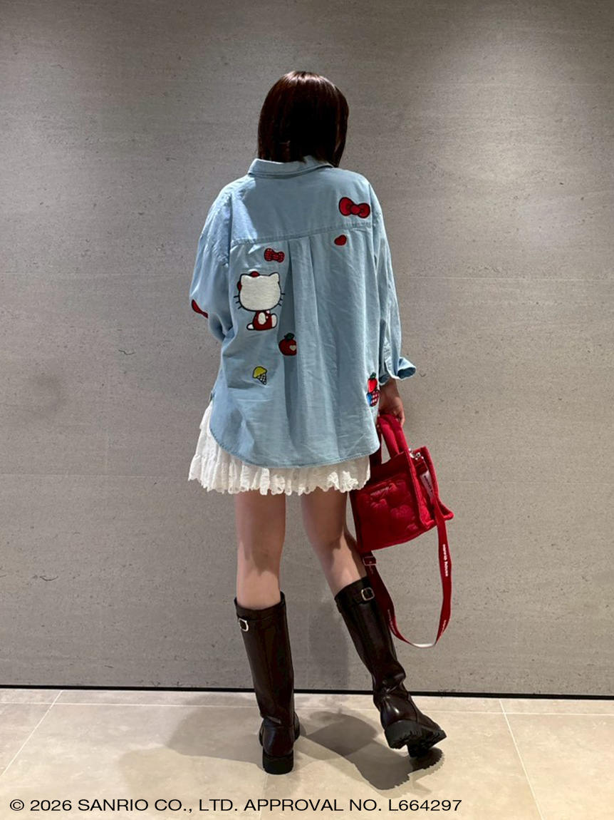 サガラ刺繍ワッペンオーバーデニムシャツ(トップス) │sanrio house