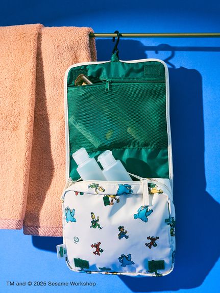 専用★ハンドメイド✳︎縦長巾着　テラゾー柄　縄跳び袋や母子手帳入れ、通帳入れにも♪ ヒラノトシユキ】フレンズ柄ケースM(母子手帳ケース)｜SESAME STREET
