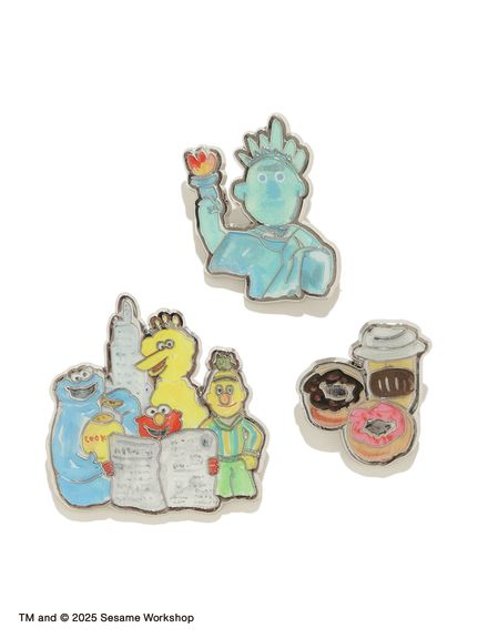 ピンズ・ピンバッジ・缶バッジ 1st Anniversary Collection Pins Set