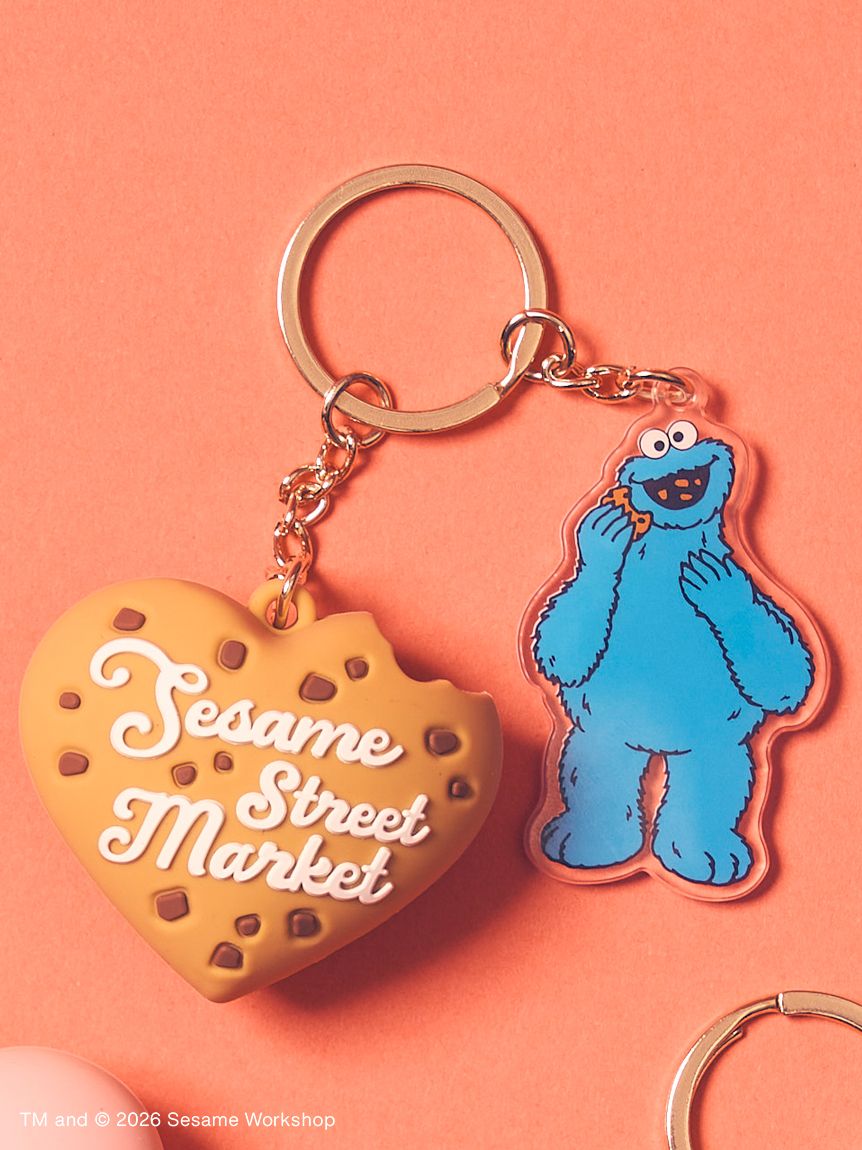 BIG HUGS,BIG HEARTS】ハートチャーム(キーホルダー)｜SESAME STREET