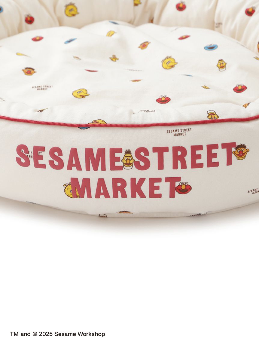 DOG】フェイス柄ベッド(ペットベッド・ハウス)｜SESAME STREET MARKET