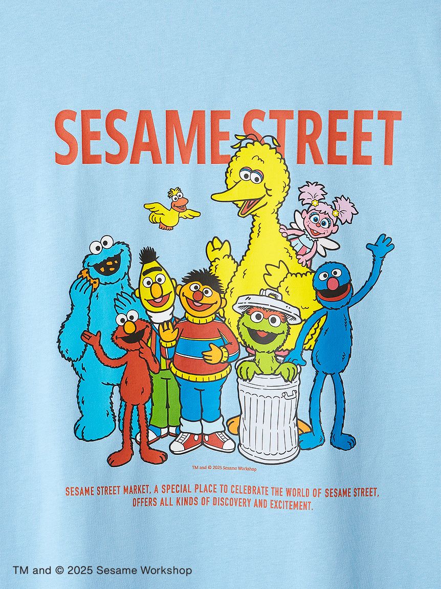 UNISEX】キャラクターアートTシャツ（ELMO＆FRIENDS）(トップス
