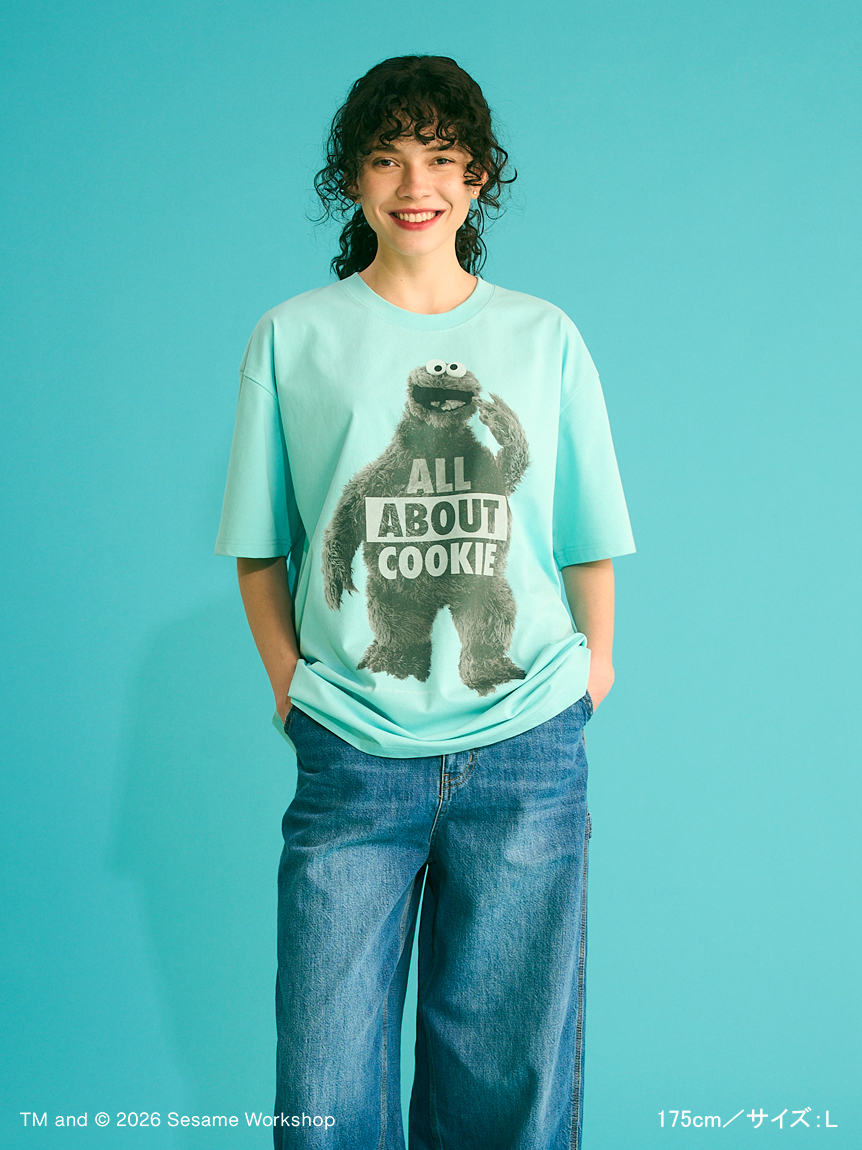 Ｔ‐ＳＨＩＲＴＳ　ＢＯＯＫ Ｔシャツブランドをつくる入門編 匿名配送 UNISEX】プリントTシャツ（ALL ABOUT）(トップス)｜SESAME STREET