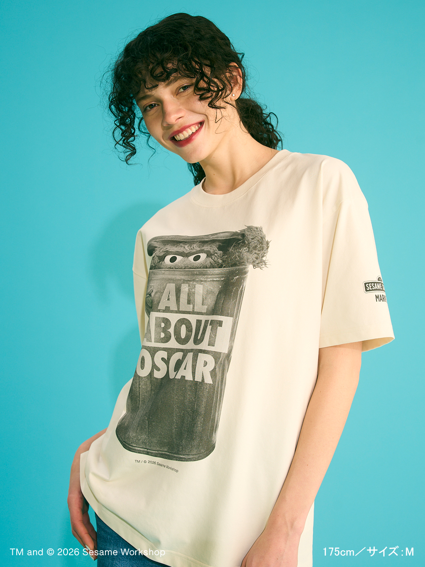 UNISEX】プリントTシャツ（ALL ABOUT）(トップス)｜SESAME STREET