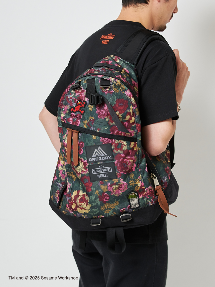 GREGORY×SESAME STREET MARKET／GARDEN TAPESTRY(バッグ・エコ