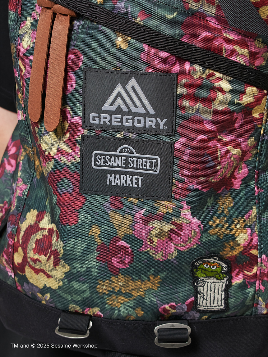 GREGORY×SESAME STREET MARKET／GARDEN TAPESTRY(バッグ・エコ