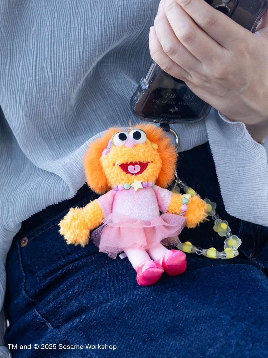 ぬいぐるみチャームゾーイ(ぬいチャーム)｜SESAME STREET MARKET/公式