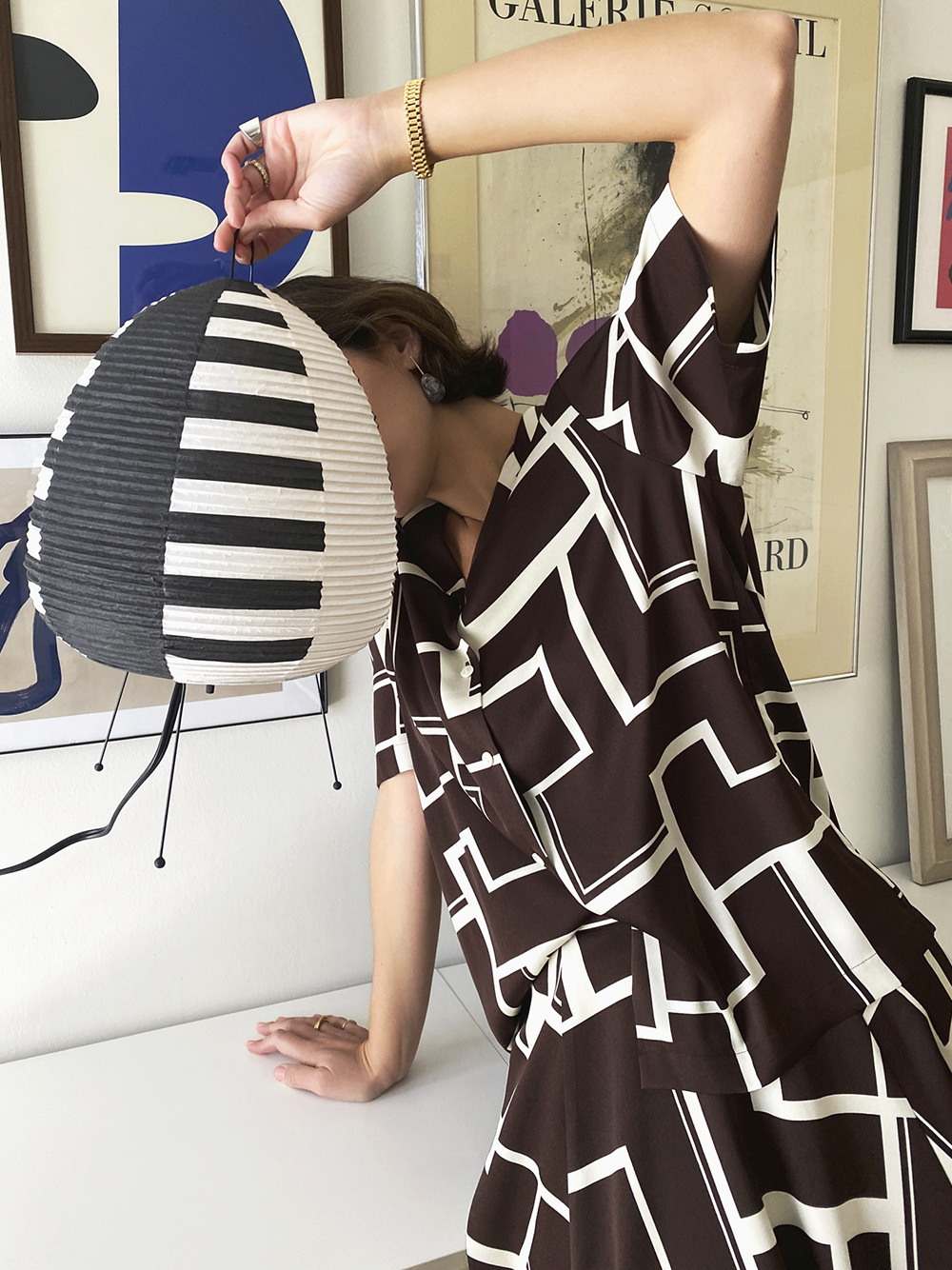 Sustainaオープンカラープリントブラウス