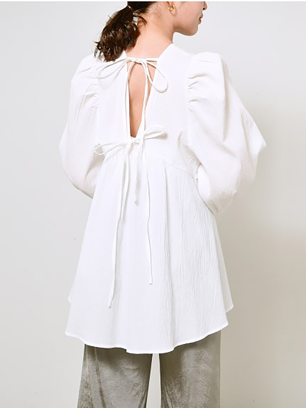 ボリュームスリーブチュニックブラウス