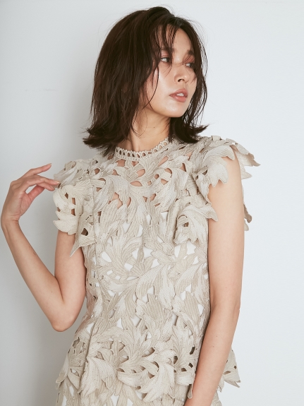 リーフレースブラウス