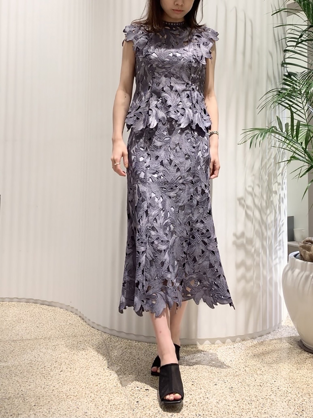 リーフレースブラウス