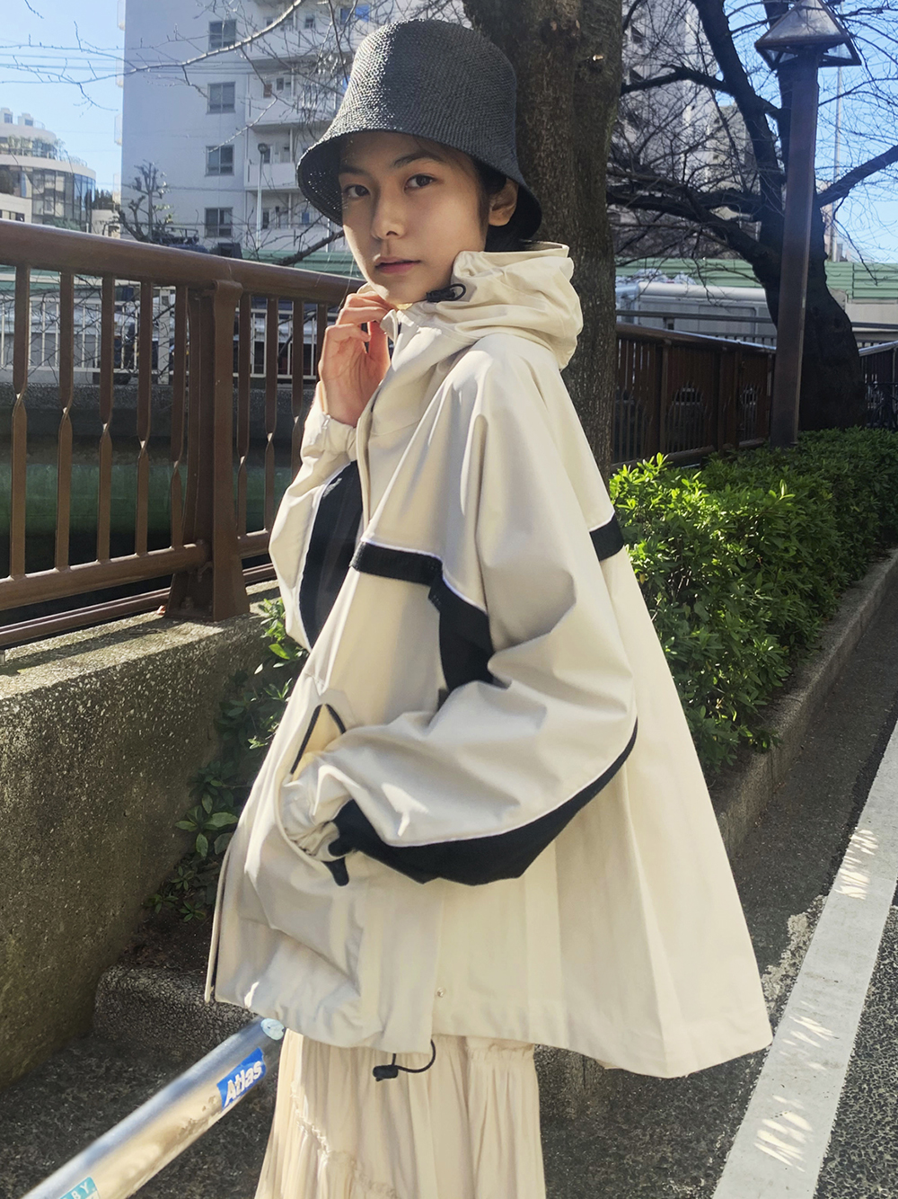 ショートマウンテンパーカー