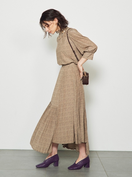 イレギュラープリーツプリントスカート