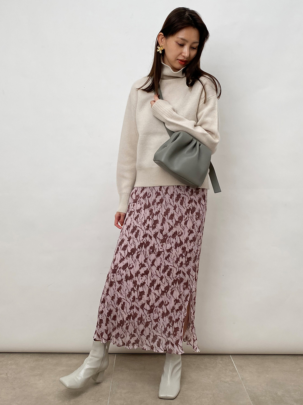 シフォンプリーツプリントタイトスカート