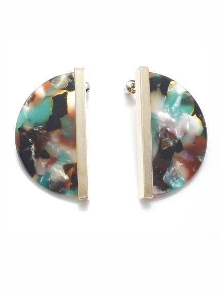 ハーフムーンピアス