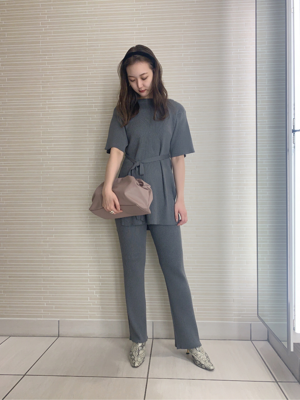 リブニットセットアップ