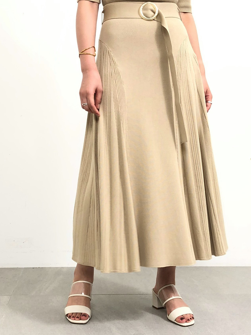 サイドランダムリブニットスカート