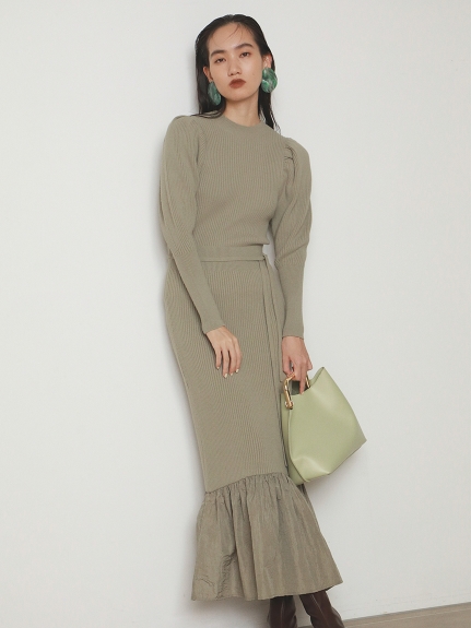 ヘムギャザードッキングスカート