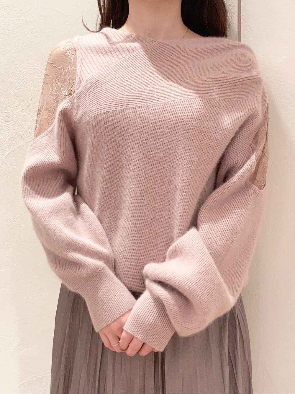 アシメレースコンビニットプルオーバー