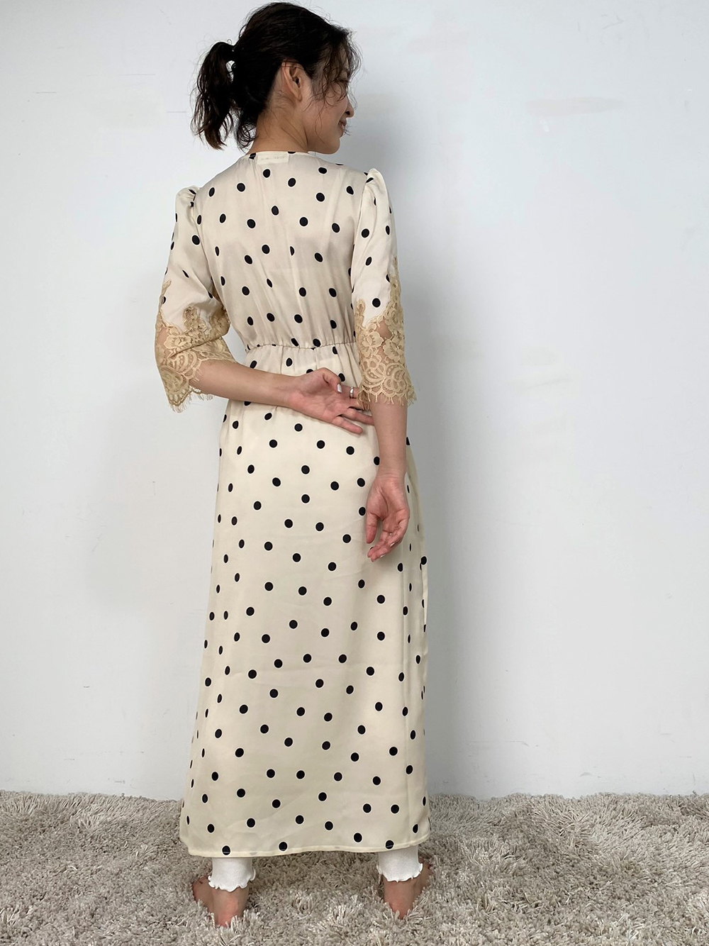 ヴィンテージサテンガウンドレス ワンピース スナイデルホーム Snidel スナイデル の通販サイト 公式