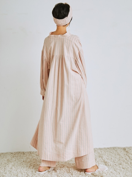 即納特典付き セトクラフト ブティックハンガー フレンチシック 60アイボリー Si 1731 Iv 1000 フェミニンなシルエットのブティックハンガー 在庫一掃 Www Basakdeterjan Com