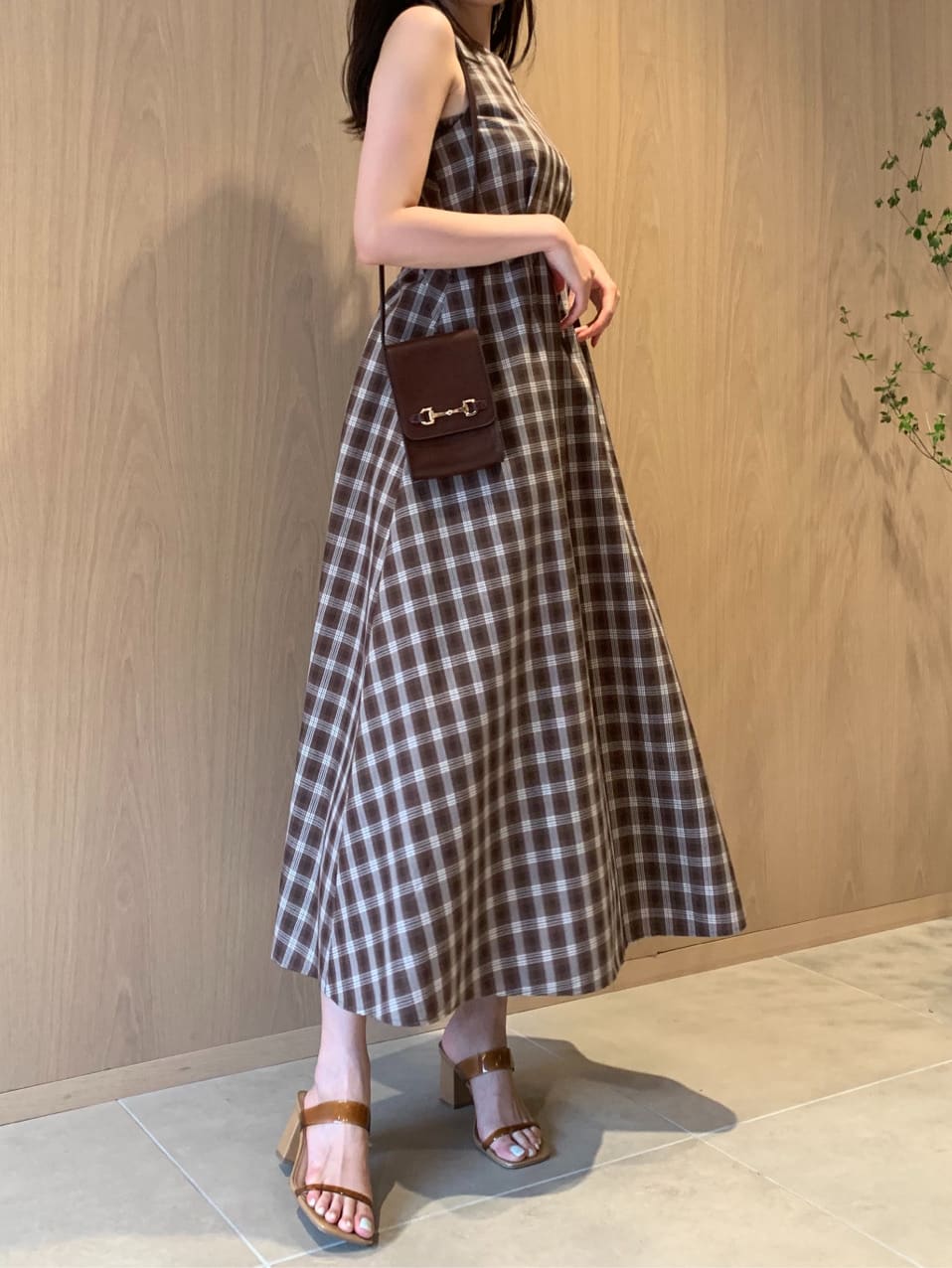 バックオープンフレアワンピース マキシ ロングワンピース ワンピース Snidel スナイデル の通販サイト 公式